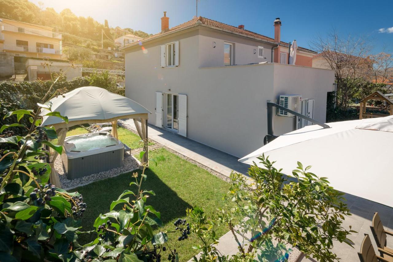 Villa Roko- The Spacious Luxury Trogir Dış mekan fotoğraf